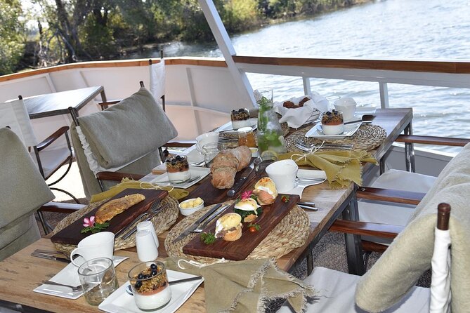 3 Days in Victoria Falls & Chobe National Park Combo - Day three adds Chobe National Park