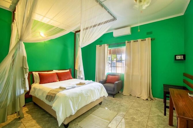 8 Day Chobe NP, Elephant Sands, Okavango Delta & Victoria Falls - Moremi brings the classic full-day game drive