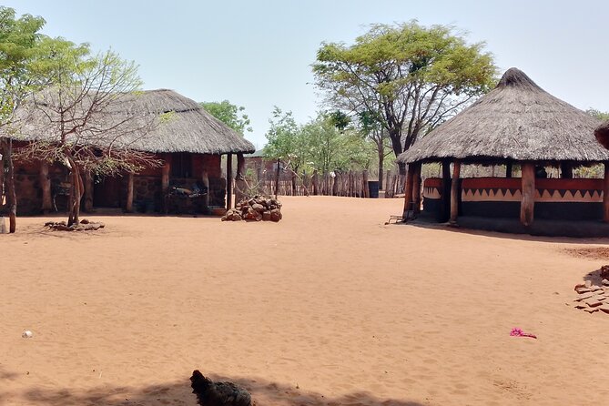 African Village Tours - Meeting local people instead of watching from a distance