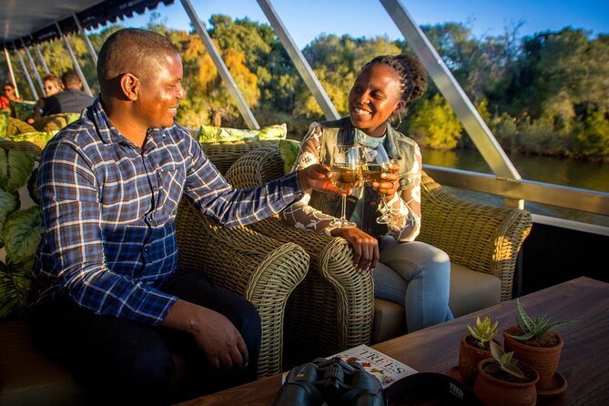 Dinner Cruise on the Zambezi River, Victoria Falls - Service, boat size, and atmosphere