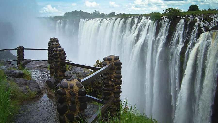 From Kasane: Victoria Falls Day Trip (Zimbabwe side) - Zimbabwe’s First Falls Viewpoints