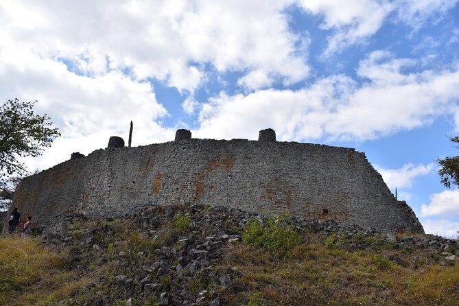 Great Zimbabwe - Climbing toward the Hill Complex