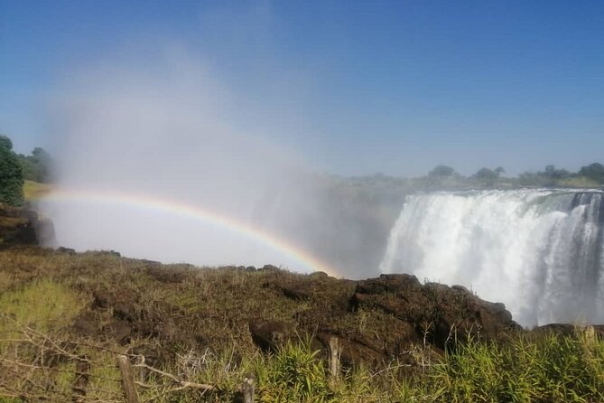 Guided Tour of the Falls (Zimbabwe side) - The value of a $24 guided visit