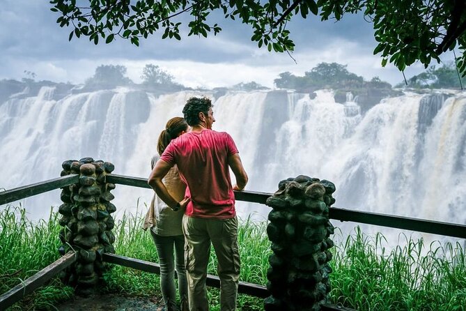 Guided Tour Of The Majestic Victoria Falls/Sunrise Tour - Sunrise or the regular 9:00 am start?