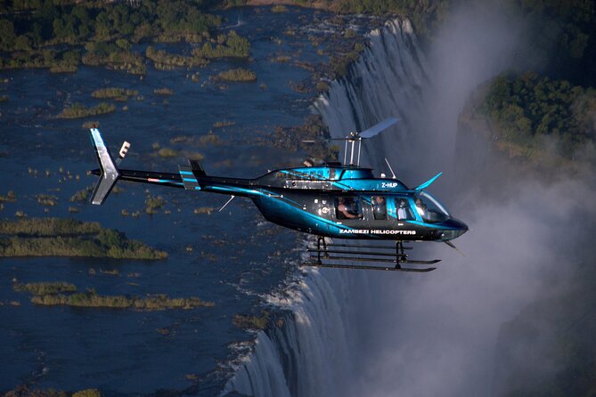 Helicopter Flight+window Seat Guarantee over the Victoria Falls - A small cabin and a reassuring pilot