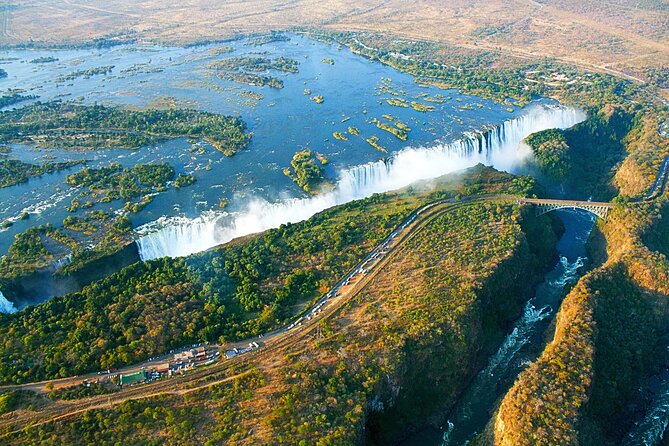 Helicopter Flight+window Seat Guarantee over the Victoria Falls - Weight limits and practical checks before booking