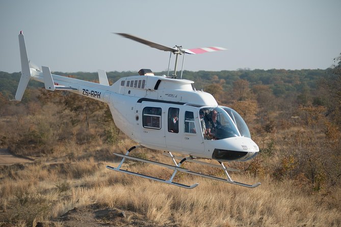 Helicopter Scenic Flight over Victoria Falls 12-13 minutes Flight - The 12 to 15 minute helicopter route