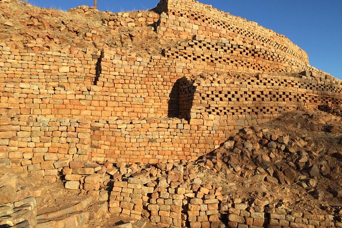 Khami Ruins Day Trip - The Vlei, Monolith, and Passage platforms