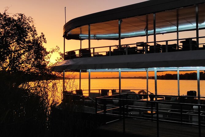 Luxury Sunset River Cruise on the Zambezi - A Sunset Schedule That Changes With the Season