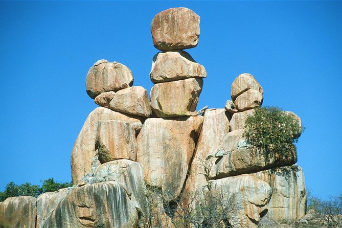 Matopos Half Day Excursion - San rock art and the meaning of the caves