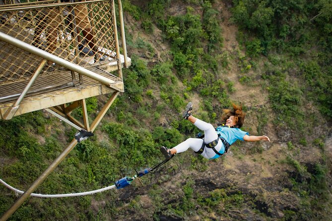 Shearwater Bungee Jump Victoria Falls Bridge - Photos and video cost extra