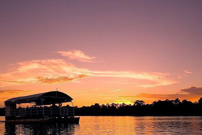 Standard Sunset Cruise - Why a Zambezi sunset cruise works so well