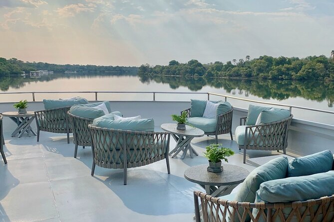 Sunset Cruise Zambezi Explorer & The Eatery Dinner (Combo) - Is five hours a good use of your evening?