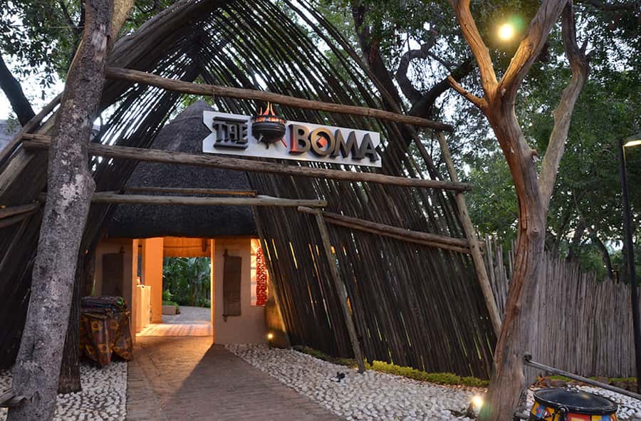 Victoria Falls: Boma Dinner and Drum Show - The Braai Buffet: Meat, Fish, Sadza, and Local Sides