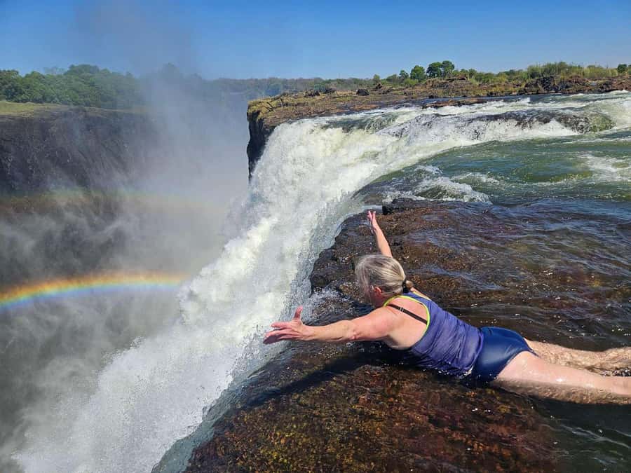 Victoria Falls: Devil's Pool High Tea - A guided view of Victoria Falls