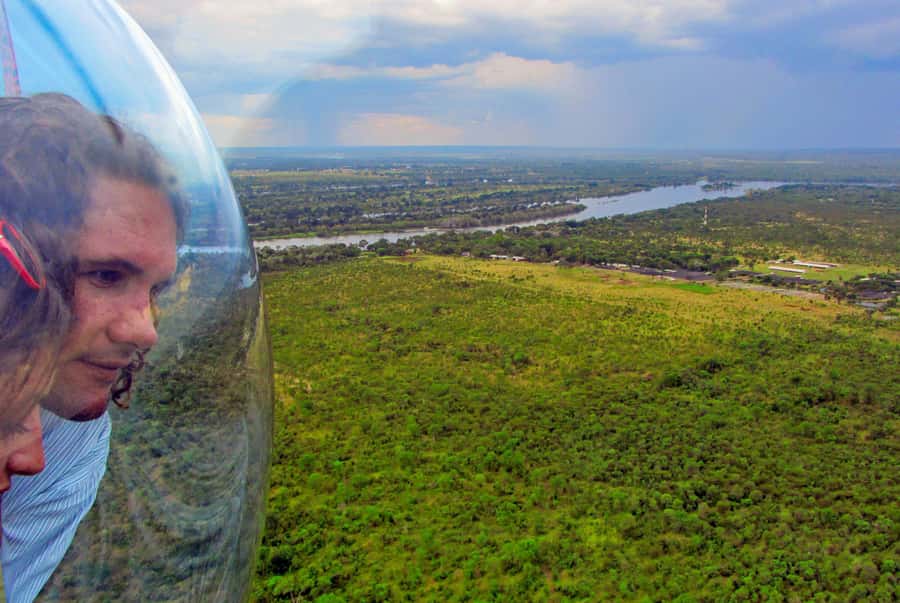 Victoria Falls:Explore the Zambezi Helicopter Experience - Crossing the 1.7-kilometre curtain of Victoria Falls