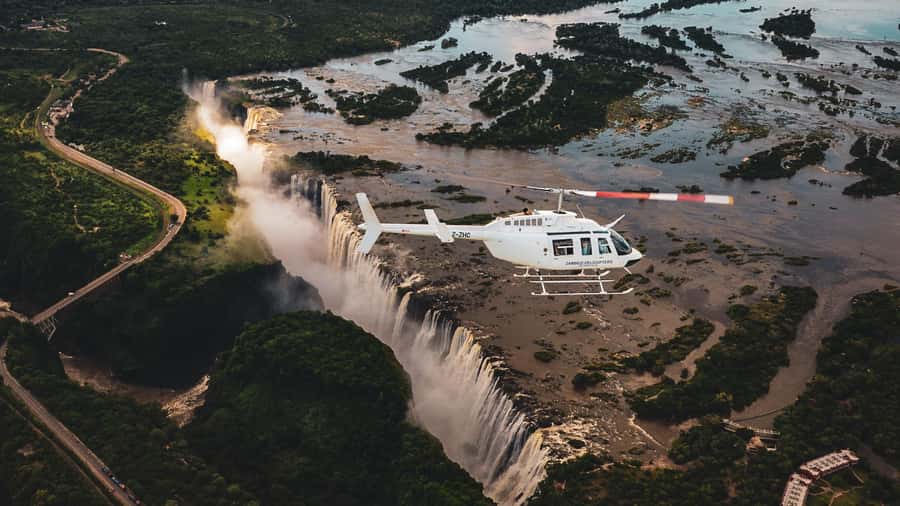 Victoria Falls: Flight of Angels Helicopter Experience - Seeing Mosi oa Tunya from above