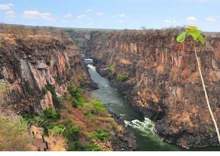 Victoria Falls Gorge Hike & Farm to Table Village Lunch - Why this Batoka Gorge outing feels different