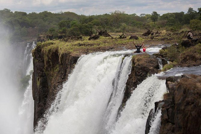 Victoria Falls Private Guided Tour - Photo help that can improve the visit