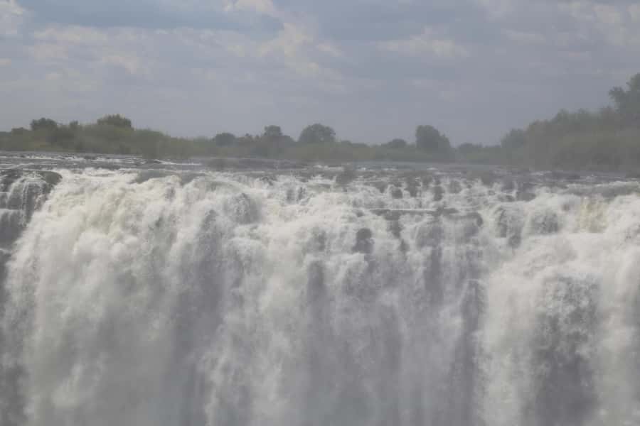 Victoria Falls: Private Guided Tour of the Waterfalls - What the $25 price really covers