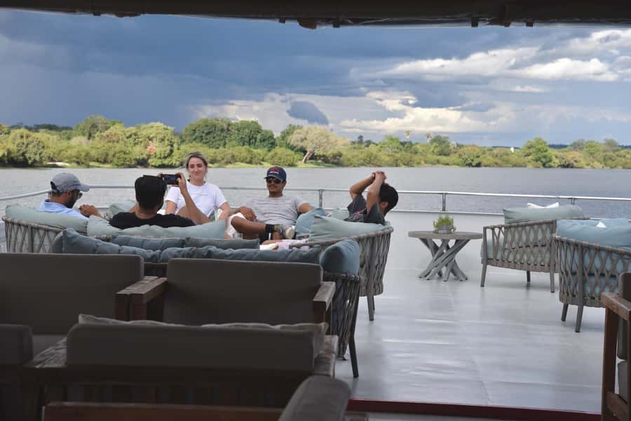 Victoria Falls: Sunset Cruise and Dinner at The Eatery - Is $110 good value?