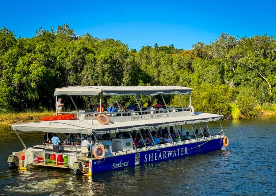 Victoria Falls: Sunset Cruise on the Zambezi River - Why the Zambezi sunset works so well