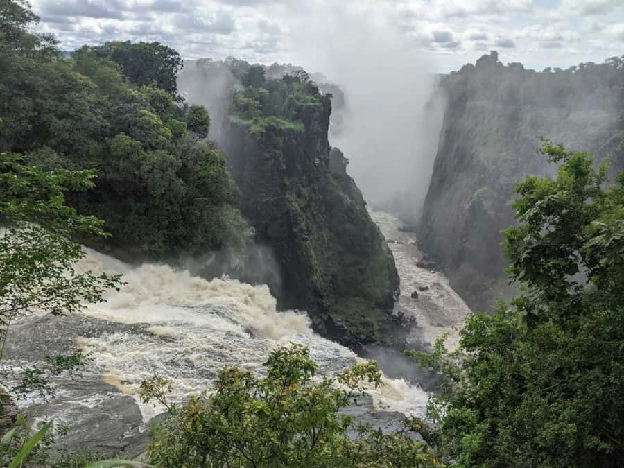 Victoria Falls Town: Victoria Falls Guided Sunrise Tour - Who should book this morning tour?