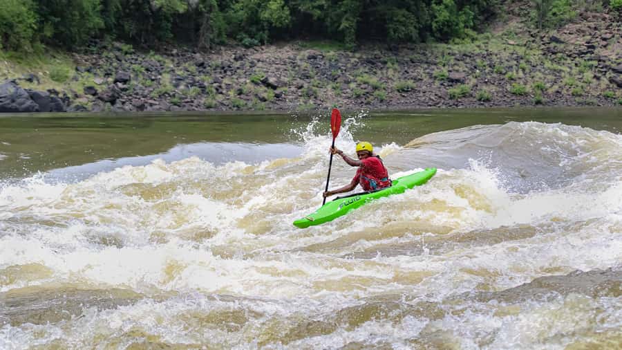 Victoria Falls: Whitewater Rafting Experience - The hike out is part of the challenge