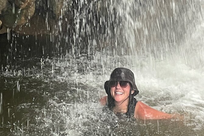 Victoria Falls Zimbabwe - Batoka Gorge Hike and Bush Picnic - Booking, weather, and practical details