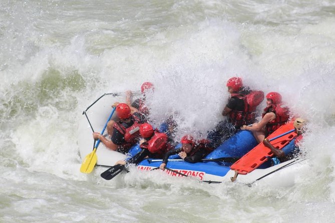 White Water Rafting in Zimbabwe - Working with the guides