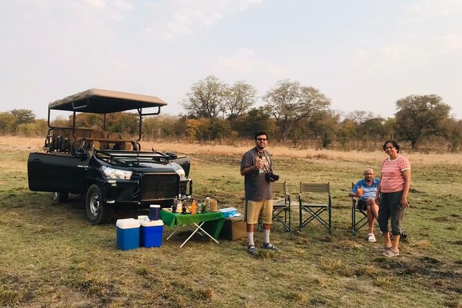 Zambezi National Park Game Drive AM /PM - From your hotel to the park entrance