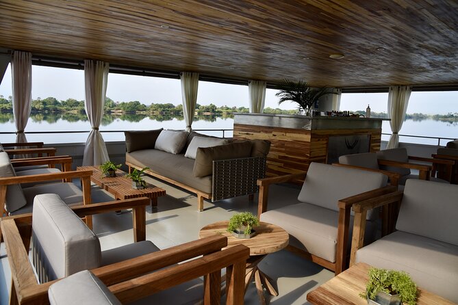 Zambezi River Sunset Cruise Plus Potjie Dinner Experience (Combo) - Canapes, drinks, and a three-course potjie dinner