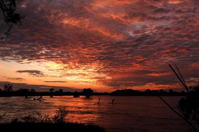 Zambezi Sunset Cruise In Victoria Falls - Weather, Language, and Physical Requirements