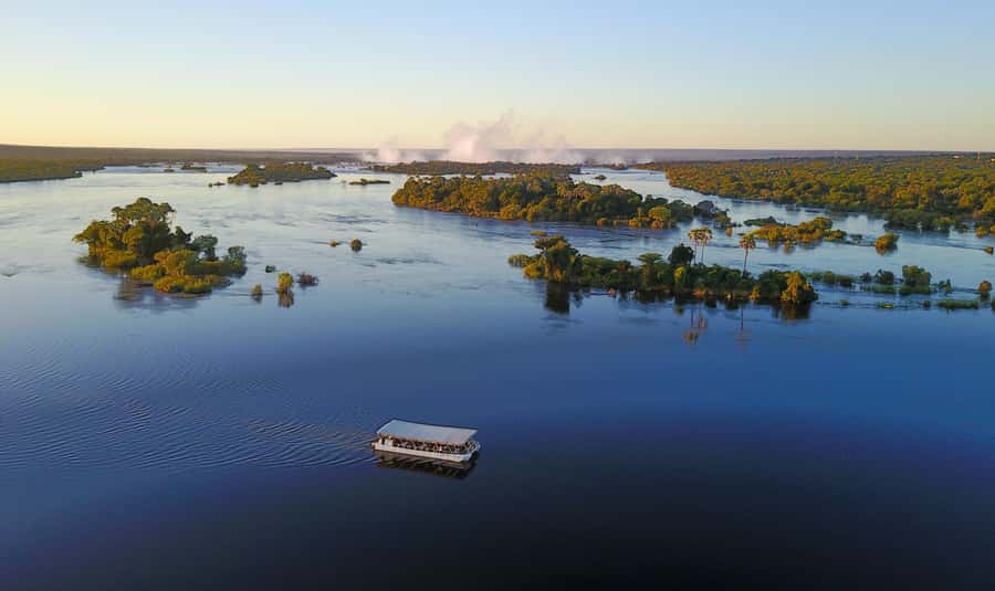 Zimbabwe: Sundowner Cruise (Standard) Zambezi River - Wildlife watching, from hippos to elephants
